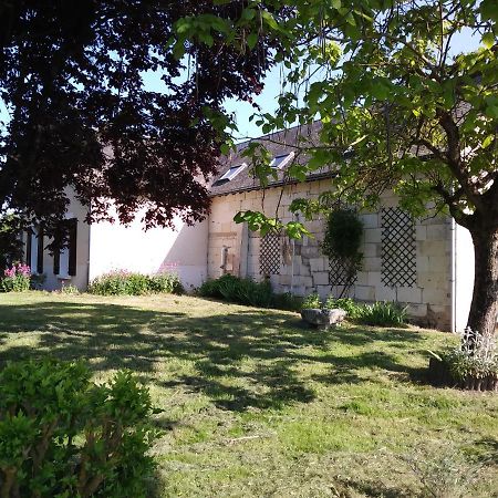 Gite Les Hautes Mougonnieres Neuil Exterior foto
