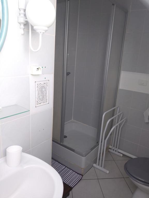 Gite Les Hautes Mougonnieres Neuil Exterior foto